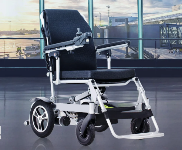 Auto Folding Air wheel Electric Wheelchair Fully Automatic with a Remote Control H3PS